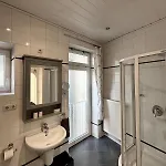 Elegante Jugendstil-wohnung - Ruhige Lage Naehe Hbf Apartment Augsburg