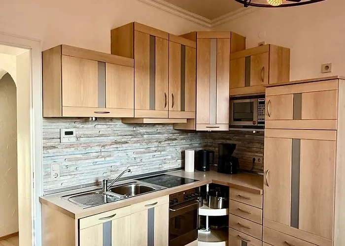 Elegante Jugendstil-wohnung - Ruhige Lage Naehe Hbf Daire *