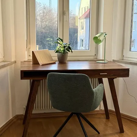 Elegante Jugendstil-wohnung - Ruhige Lage Naehe Hbf Apartment *
