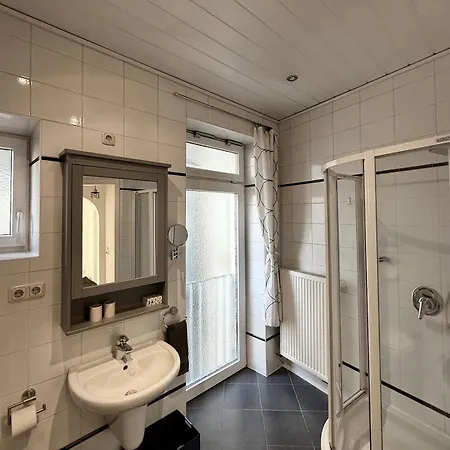 Elegante Jugendstil-wohnung - Ruhige Lage Naehe Hbf Apartment Augsburg
