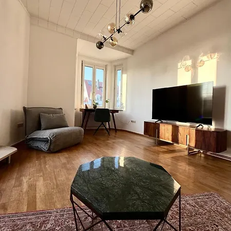 Elegante Jugendstil-wohnung - Ruhige Lage Naehe Hbf
